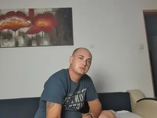 Online webcam pictures JoeMike